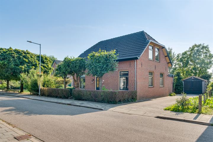 Dorpsstraat 17, 7221BN Steenderen