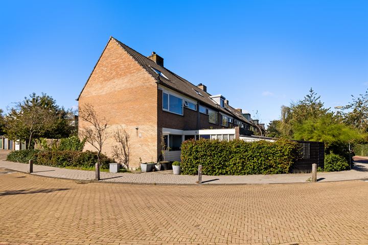 Oosteinde 48, 1151BW Broek in Waterland