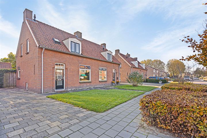 Burgemeester van der Lelystraat 71, 4285BJ Woudrichem