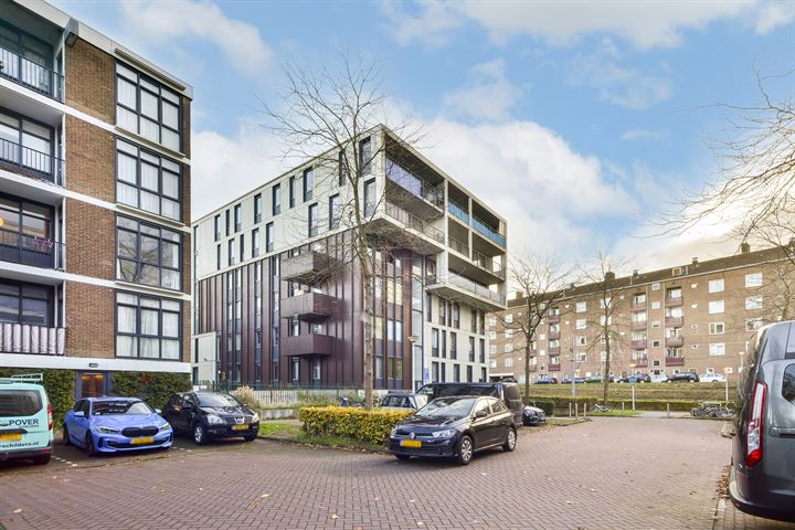 Burgemeester Röellstraat 616, 1067XW Amsterdam