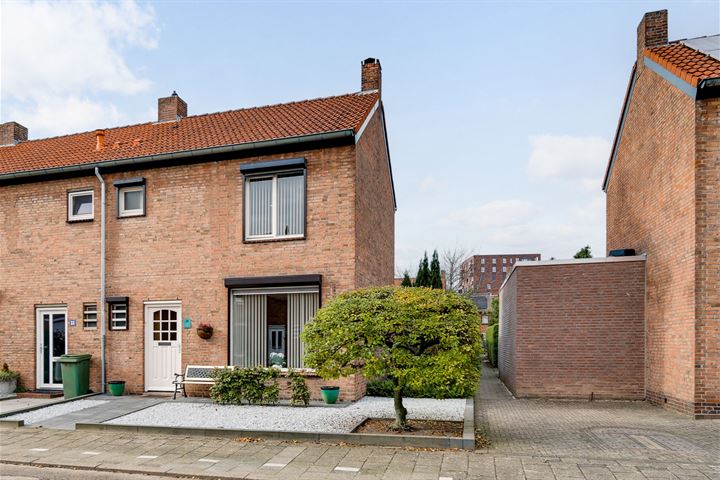 Groenstraat 35, 6004GW Weert