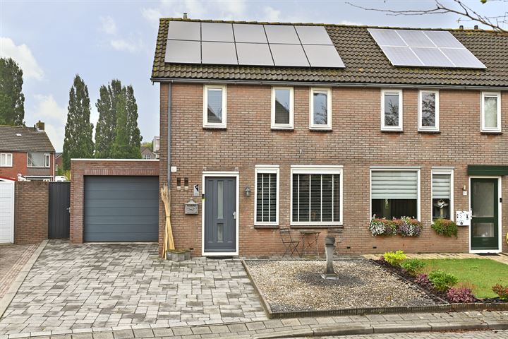 Meidoornstraat 33, 4726BV Heerle