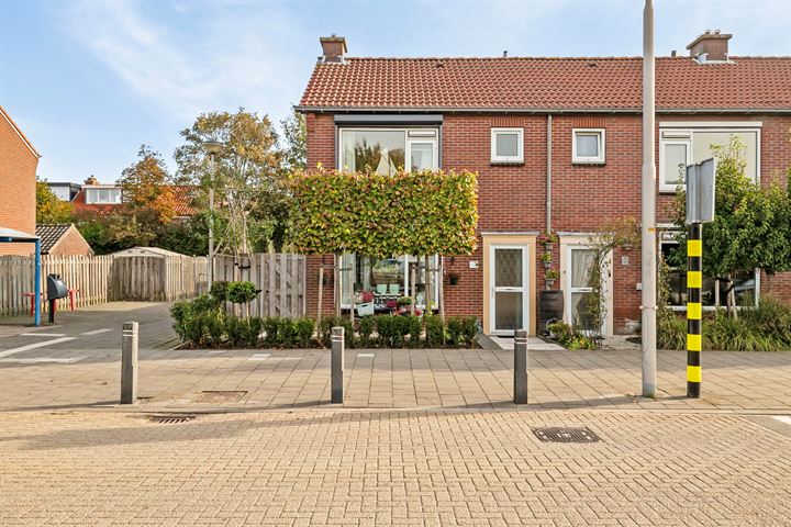 Burgemeester Klinkhamerweg 52, 2761BH Zevenhuizen