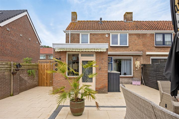 van Bergenstraat 36, 4761KK Zevenbergen