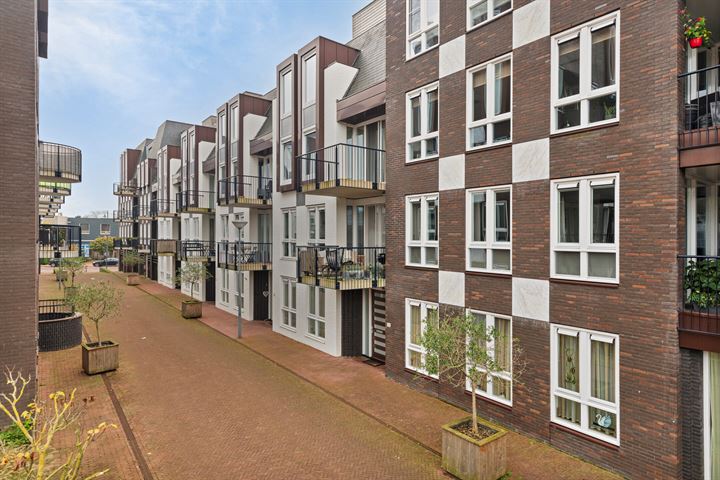 Mgr vdn Tillaartstraat 30, 5461KZ Veghel