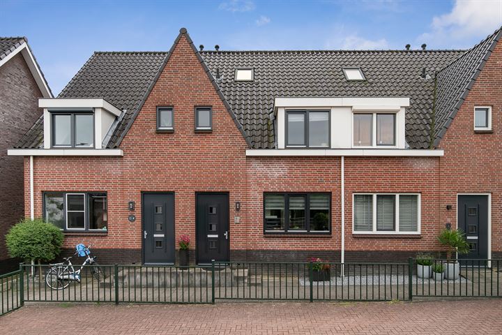 Schoolstraat 6, 3291AV Strijen