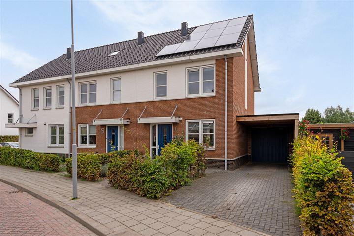 Havenstraat 42, 4176BW Tuil