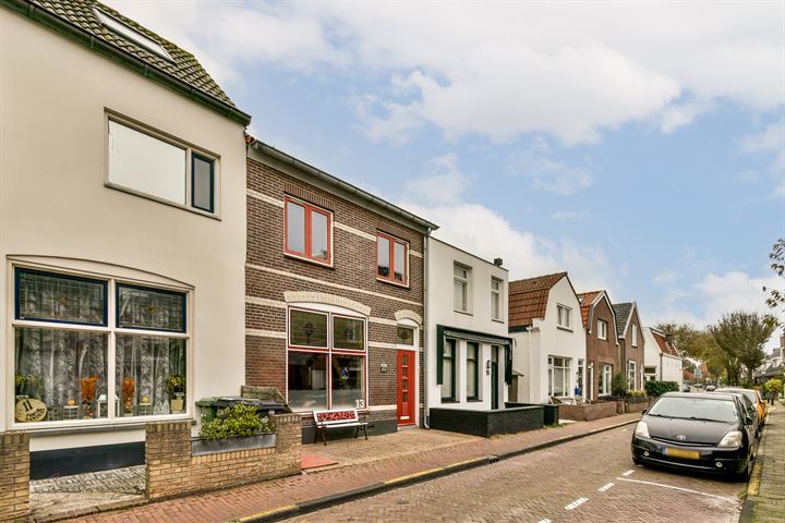 van Ostadestraat 13, 2042VR Zandvoort