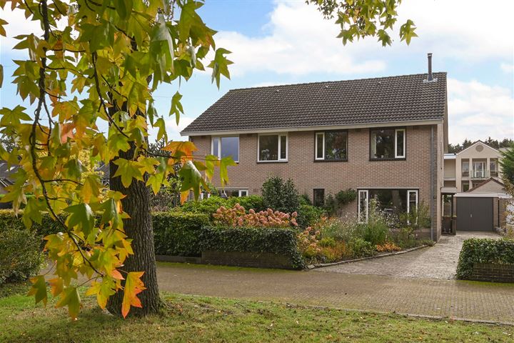 Rembrandtlaan 39, 1272GM Huizen