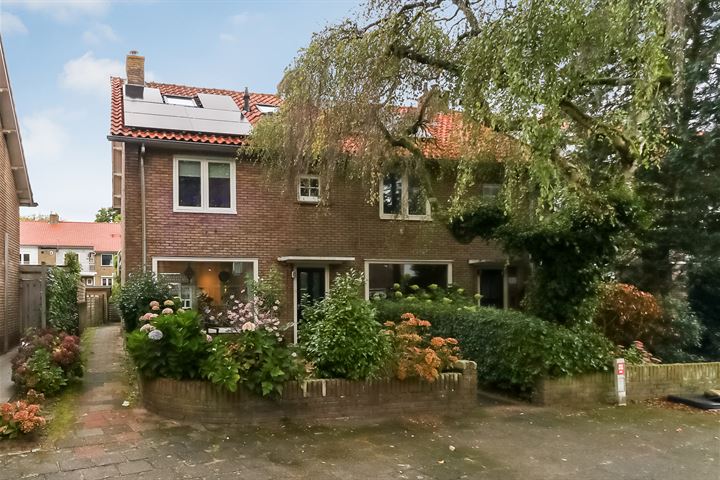 J.H. Meijerstraat 24, 1214NJ Hilversum