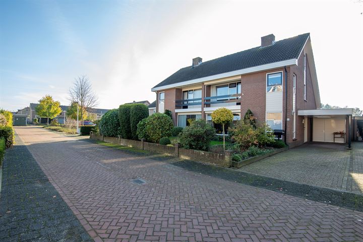 van Weesstraat 11, 3882VE Putten