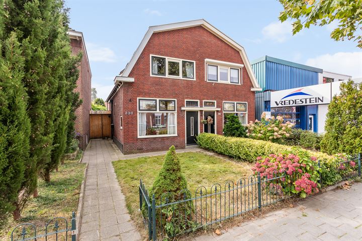 Hengelosestraat 233, 7521AC Enschede