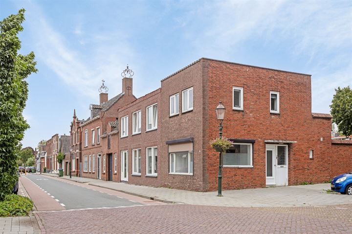 Hoofdstraat 10, 4765CE Zevenbergschen Hoek