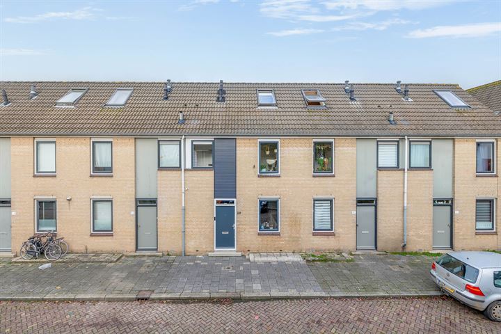 A.C.W. Staringstraat 38, 3314SB Dordrecht