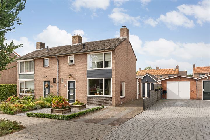 Burg.van Sandickstraat 23, 7711HW Nieuwleusen