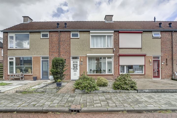 Van Bredastraat 23, 4651LR Steenbergen