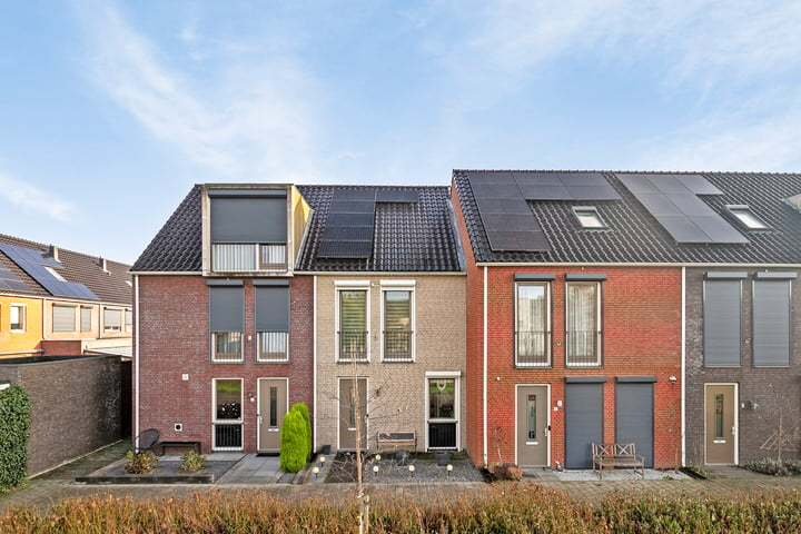 Jules de Cortestraat 4, 5146DK Waalwijk