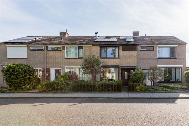 Lijsterbesstraat 27, 4651KG Steenbergen