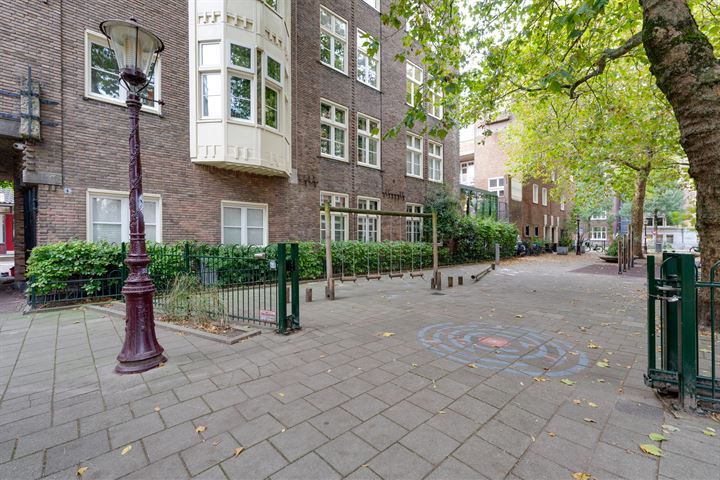 Hondecoeterstraat 4, 1071LR Amsterdam