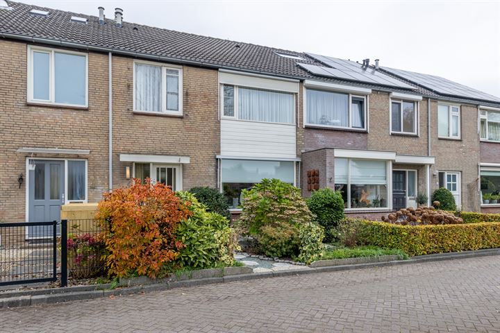 Taets van Amerongenstraat 4, 3381AZ Giessenburg