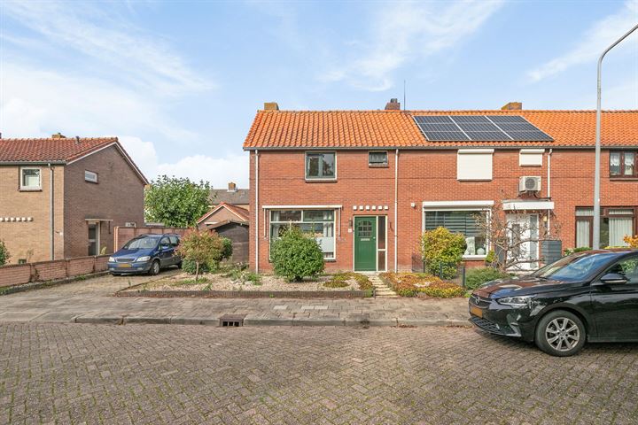 Prins Bernhardstraat 6, 3251XJ Stellendam