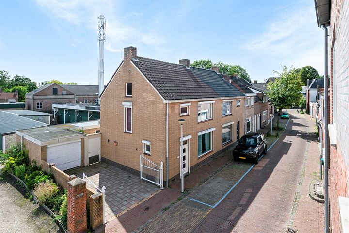 Berenstraat 22, 4651DN Steenbergen