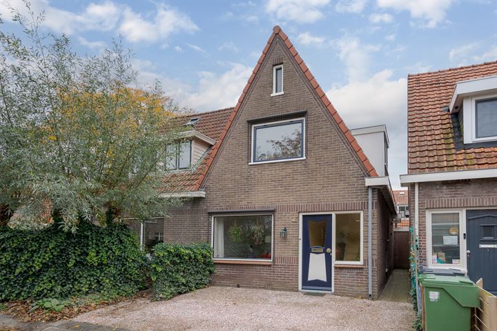 M A de Ruyterstraat 22, 7942VH Meppel