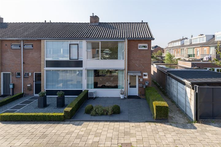 Pijnboomstraat 2, 4849BA Dorst