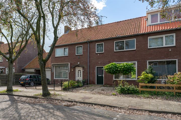 Aagje Dekenstraat 24, 1813KL Alkmaar