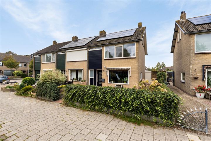 Bloemstraat 13, 1738CJ Waarland