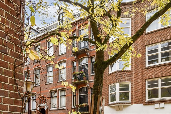 Hondecoeterstraat 17, 1071LP Amsterdam