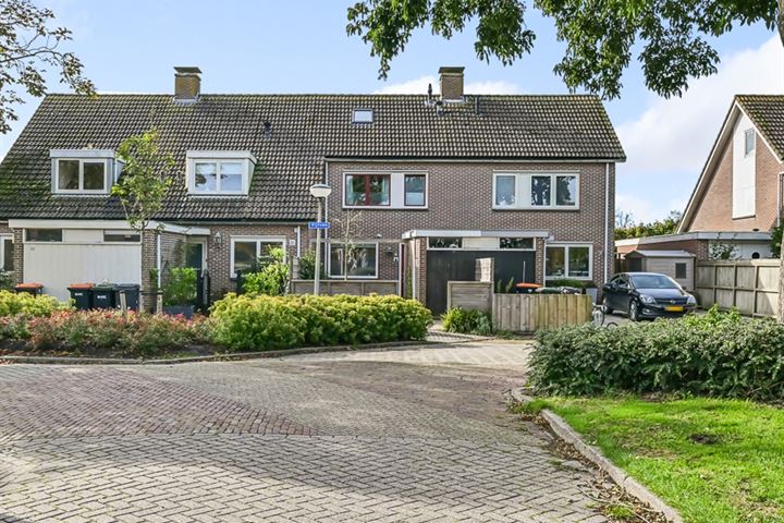 Vijfven 18, 1749DB Warmenhuizen