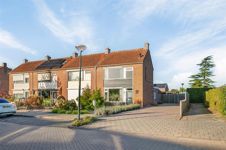 Schmitzstraat 2, 4264RC Veen