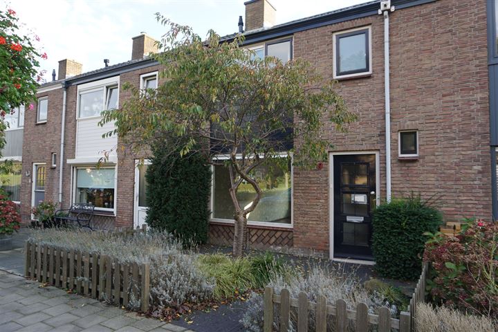 Vlielanderstraat 9, 3281XS Numansdorp