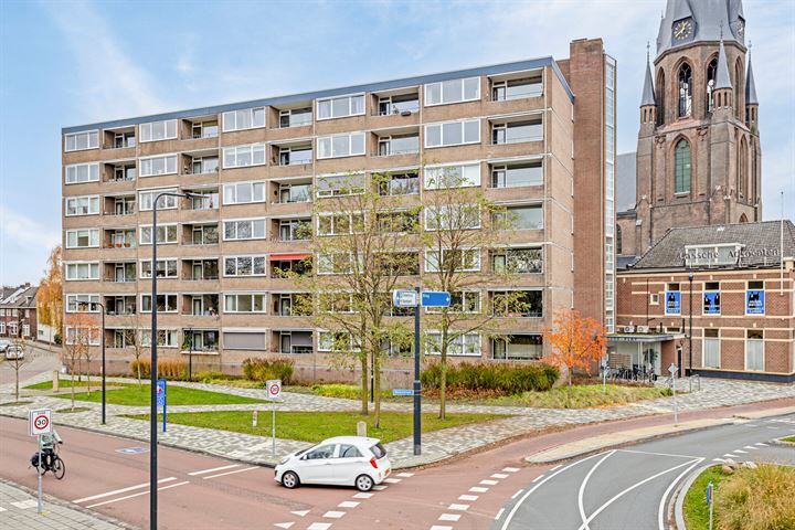 Oldenzaalsestraat 109, 7514DP Enschede