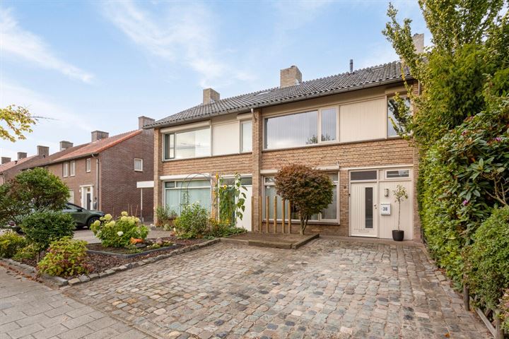 Deken Van Baarsstraat 38, 6021BH Budel