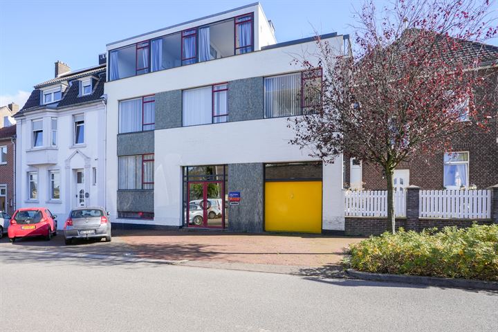 Prins Bernhardstraat 1, 6291GV Vaals