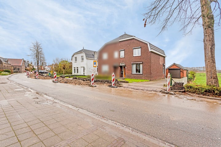 Dorpsstraat 8, 6074GC Melick