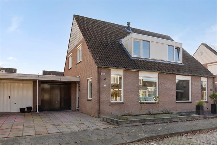 Maaslaan 32, 5704LG Helmond