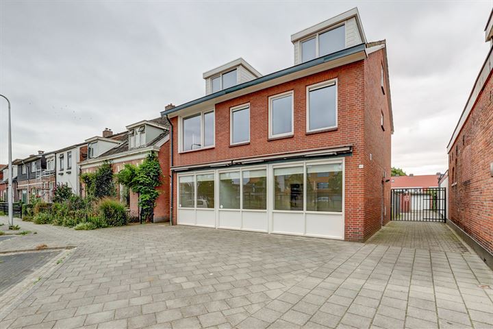 Ambtstraat 93, 7605ER Almelo