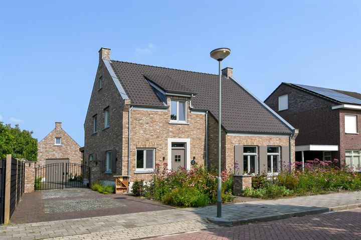 Meester Caelersstraat 3, 5984PJ Koningslust