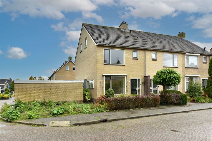 Burgemeester Beststraat 61, 1647BB Berkhout