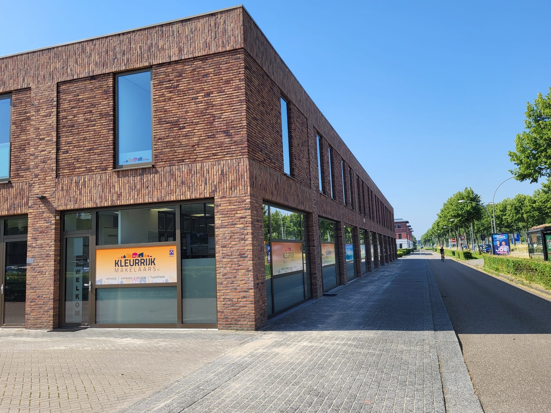 Kleurrijk NVM makelaars & taxateurs