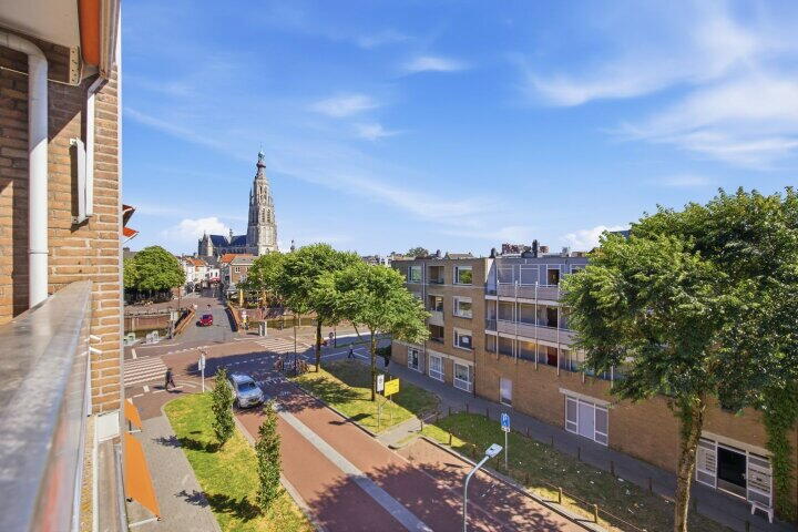 Foto 24 – Adriaan van Bergenstraat 96, Breda