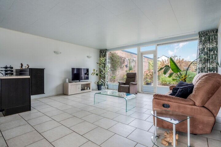 Foto 12 - Albert Schweitzerplantsoen 11, Roden