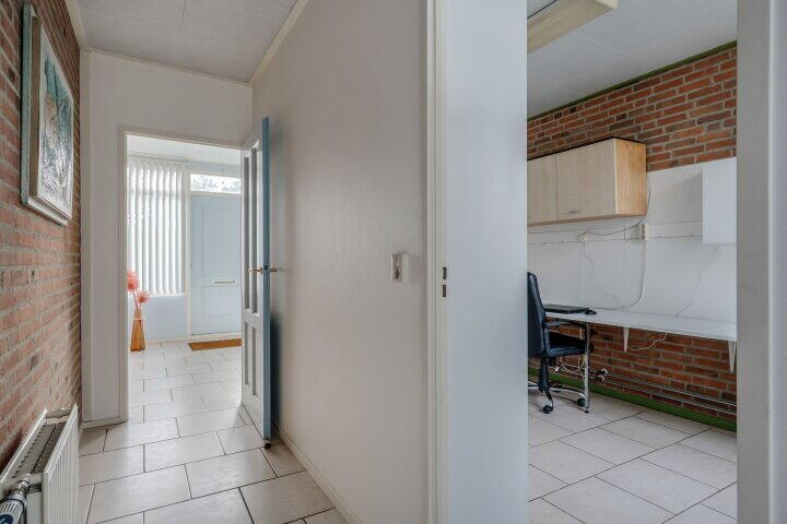 Foto 24 - Albert Schweitzerplantsoen 11, Roden