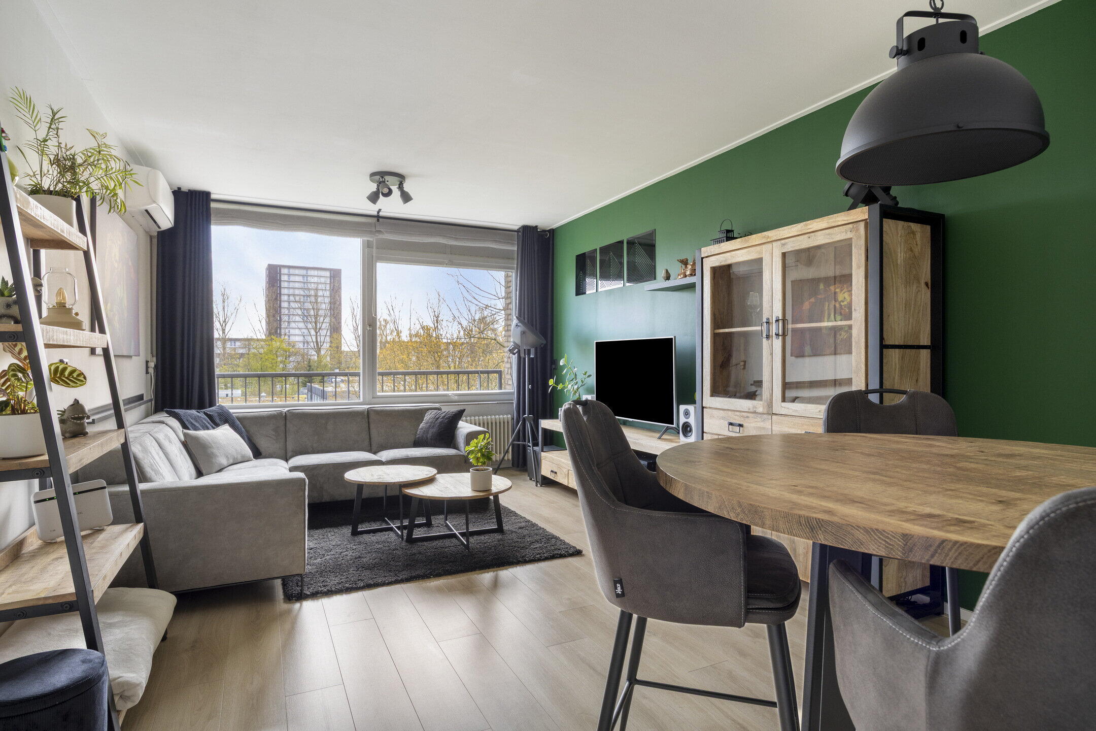 360 foto - Antwerpenstraat 30, Breda