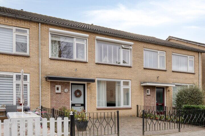 Foto 1 - Azaleahof 16, Waalwijk