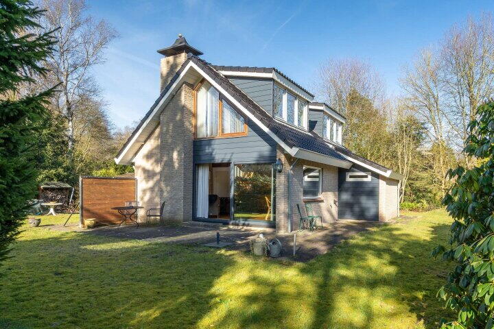 Beek en Brink 30 , Zorgvlied