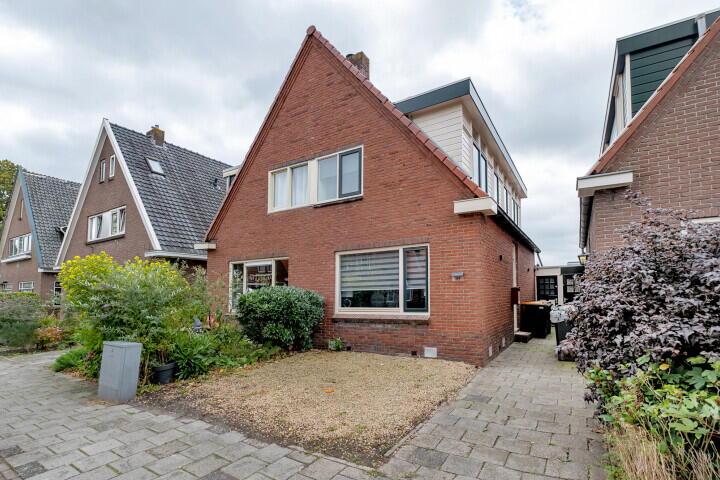 Bentinckslaan 104, Hoogeveen